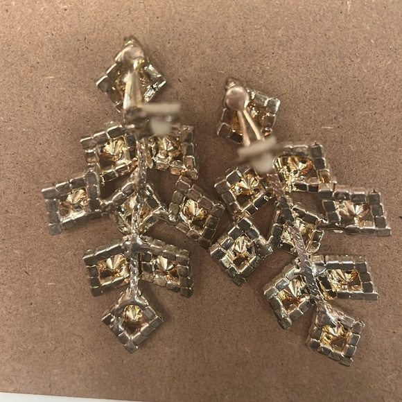 Vintage Old Hollywood Glamour Rhinestone Clip On Earrings NEVER WORN Silver - Picture 3 of 5